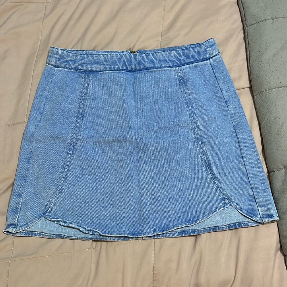 PACSUN Kendall & Kylie Mini High Waisted Tulip Skirt Size 26 Light Wash Denim